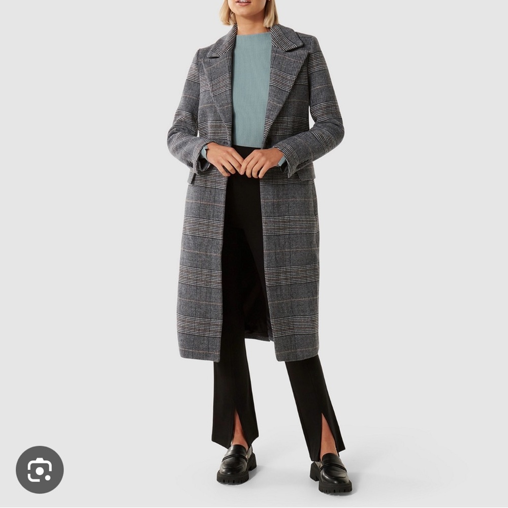 Wool coat - Picture 2 of 4